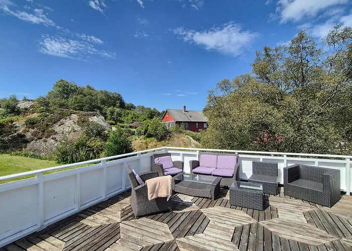 Feriehus Amazing In With Wifi